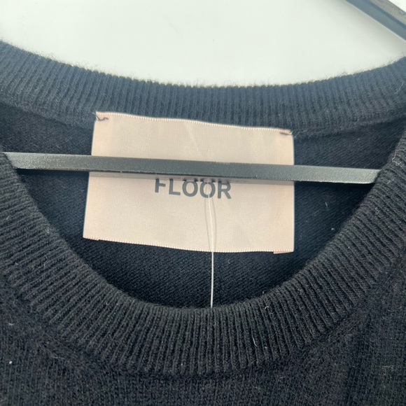 FLOOR Clothing 100% Extra Fine Merino Wool Black Sleeveless Sweater Vest Top - Picture 4 of 7